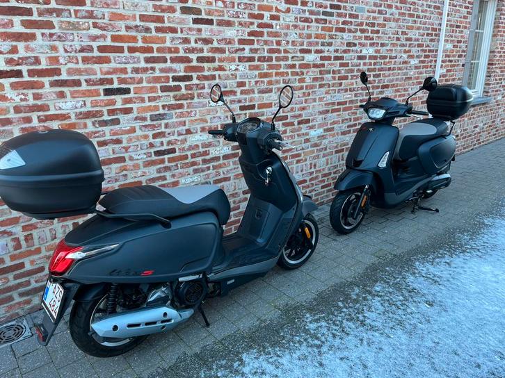 Kymco Like Sport 125cc  2 stuks nieuw!!!, Vélos & Vélomoteurs, Vélomoteurs & Scooters bridés, Comme neuf, Kymco, Enlèvement