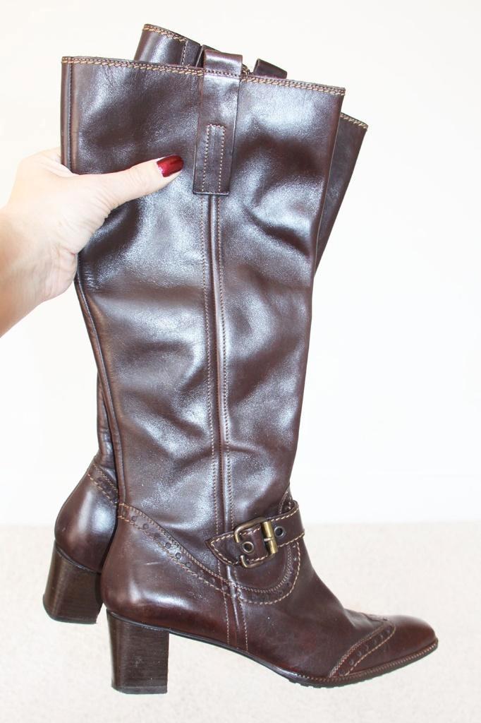 Belles bottes en cuir Donna Carolina -S6 (taille 39) €125, -, Vêtements | Femmes, Chaussures, Comme neuf, Bottes hautes, Brun