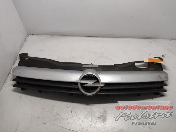 Calandre d'un Opel Astra, Autos : Pièces & Accessoires, Carrosserie & Tôlerie, Opel, Utilisé, 3 mois de garantie, Enlèvement ou Envoi