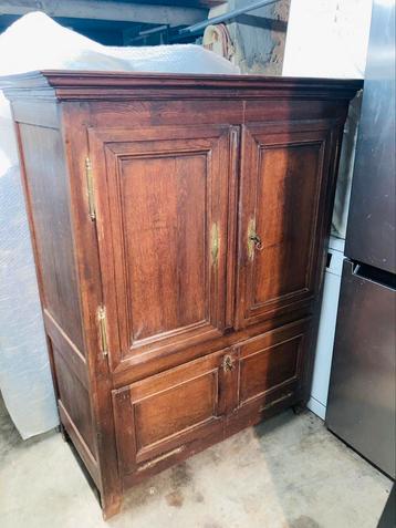 Ancien buffet en bois / Meuble television beschikbaar voor biedingen