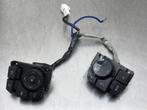 DIVERSEN Toyota Auris Touring Sports (E18) (00373394), Gebruikt, Toyota