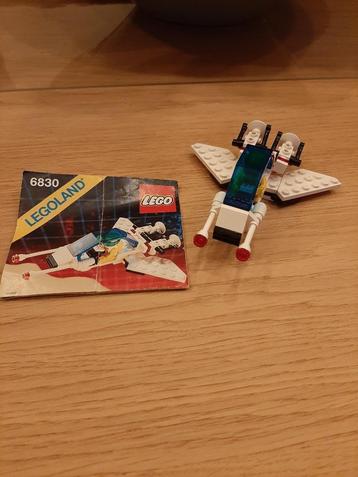 Lego set 6830 Futuron - Space Patroller, Kinderen en Baby's, Speelgoed | Duplo en Lego, Ophalen of Verzenden, Zo goed als nieuw