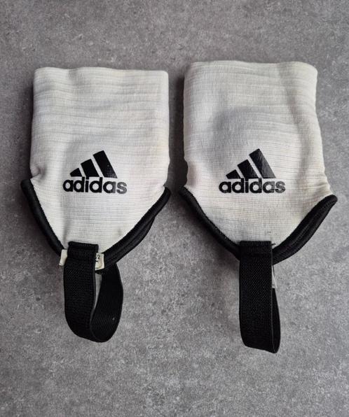 Enkelbeschermers voetbal Adidas, Sport en Fitness, Voetbal, Gebruikt, Overige typen, Ophalen of Verzenden