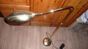 Bureau- of woonkamerlamp beschikbaar voor biedingen