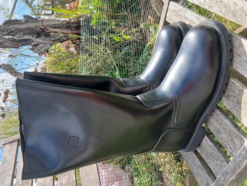 Spiksplinternieuwe lederen laarzen - maat41, Dieren en Toebehoren, Paarden en Pony's | Zadels, Zo goed als nieuw, Ophalen of Verzenden