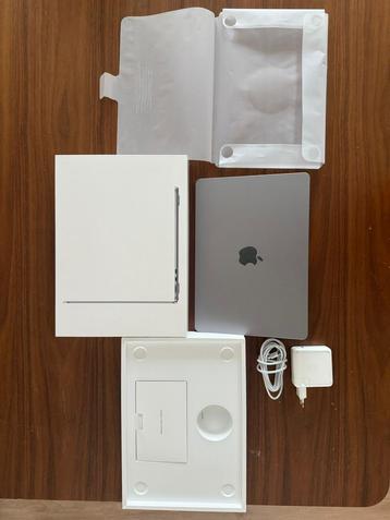 MacBook Air 13,6-inch 8GB RAM | 256GB in perfecte staat !!! beschikbaar voor biedingen