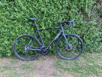 zwarte bianchi fiets beschikbaar voor biedingen