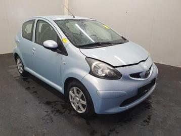 Aygo voorkop compleet 2007 (plaatwerk verlichting koelers ed beschikbaar voor biedingen