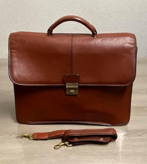 FRANCINEL leren aktetas, prijs 40€, Handtassen en Accessoires, Tassen | Schooltassen, Gebruikt, Aktetas of Boekentas, Leer, Ophalen of Verzenden
