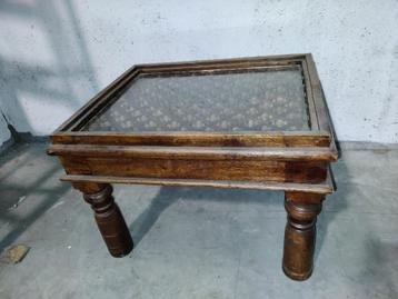 Salontafel koloniale stijl beschikbaar voor biedingen