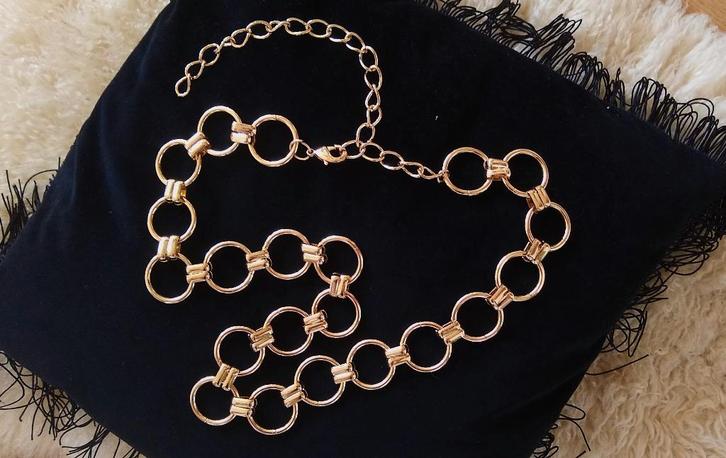 Gereserveerd - goudkleurige kettingriem, heel feestelijk, Vêtements | Femmes, Ceintures, Comme neuf, Ceinture taille, 3 à 5 cm