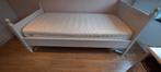 Massief grenen bed 90x200 cm met latoflex en matras, Huis en Inrichting, Slaapkamer | Bedden, Ophalen, Gebruikt, Hout