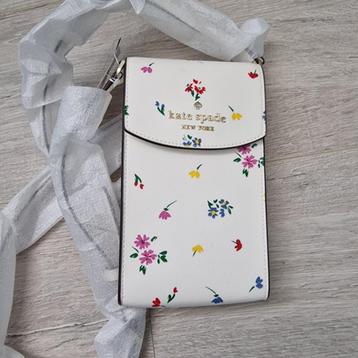 Kate Spade telefoontas beschikbaar voor biedingen