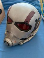 3 helmen figures, Enlèvement ou Envoi, Comme neuf