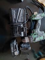 A vendre visseuse Hitachi avec deux batteries et  chargeur, Bricolage & Construction, Outillage | Foreuses, Enlèvement ou Envoi