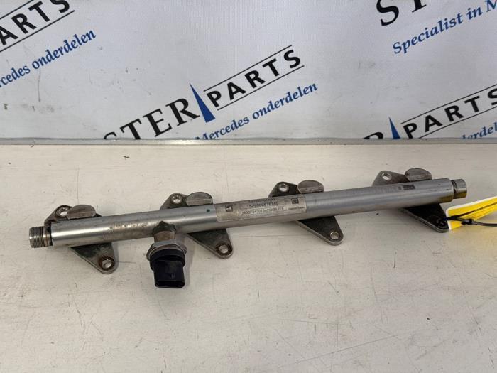 Galerij (Injectie) van een Mercedes A-Klasse, Auto-onderdelen, Brandstofsystemen, Mercedes-Benz, Gebruikt, 3 maanden garantie