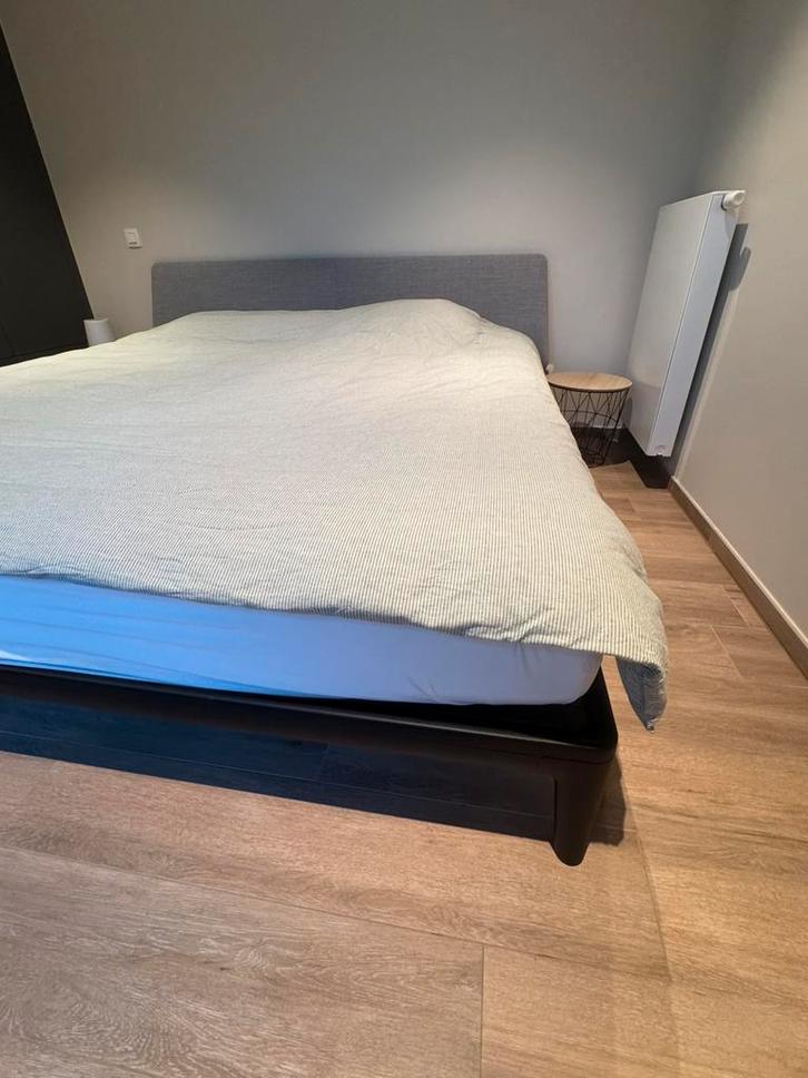 Auping Essential bed 200x210 incl matras, Huis en Inrichting, Slaapkamer | Bedden, Zo goed als nieuw, Zwart, Ophalen