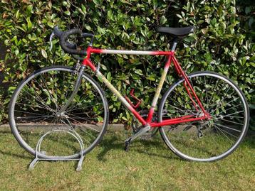 vintage koersfiets - volledig in orde gemaakt beschikbaar voor biedingen