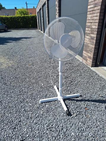 Ventilator, Elektronische apparatuur, Ventilatoren, Ophalen, Zo goed als nieuw