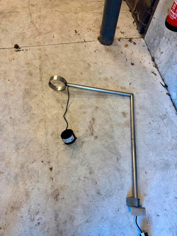 RVS steun voor koi visvoerautomaat – stevig en compleet, Tuin en Terras, Vijver-toebehoren, Zo goed als nieuw, Overige typen, Ophalen