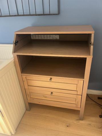 IKEA SUNDVIK table à langer/ Changing Table (gris/ grey) beschikbaar voor biedingen