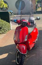 Vespa sprint 2023 met 300 kilometers, Fietsen en Brommers, Ophalen, Overige modellen, Benzine, 50 cc