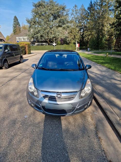 Opel Corsa 1.4i in zeer goede staat! Automatic! Full option!, Auto's, Opel, Bedrijf, Corsa, Airbags, Airconditioning, Boordcomputer