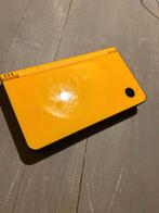 Nintendo DS XL Geel + 23 Games - Zo Goed Als Nieuw!, Games en Spelcomputers, Spelcomputers | Nintendo DS, Dsi XL, Geel, Ophalen of Verzenden