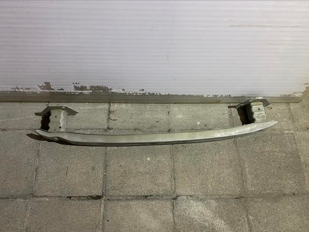 Traverse arrière c3, Autos : Pièces & Accessoires, Carrosserie & Tôlerie, Arrière, Citroën