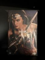 HOT TOYS MMS451 JUSTICE LEAGUE WONDER WOMAN DELUXE - NEUF, Antiquités & Art, Enlèvement ou Envoi