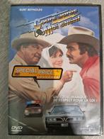 DVD court after me scherif + de auto (schaal 1/43), Alle leeftijden, Ophalen of Verzenden, Zo goed als nieuw, Actiekomedie