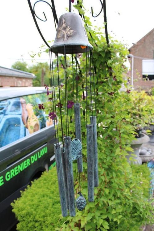 Bronzen windtuingong en druivenbel., Tuin en Terras, Tuinwanddecoratie, Nieuw, Ophalen