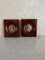 Geschilderd medaillon, Ophalen