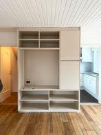 Kast, Huis en Inrichting, Kasten | Kleerkasten, Ophalen of Verzenden, Zo goed als nieuw