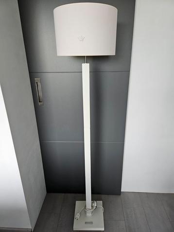 First/Théophile & Patachou lichtroze staande lamp babykamer beschikbaar voor biedingen