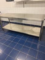 Roestvrijstalen tafel met twee planken, Ophalen