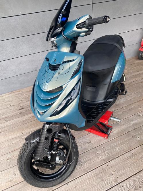 Piaggio zip 180cc klasse a, 2-takt runner-motor, Fietsen en Brommers, Scooters | Piaggio, Zo goed als nieuw, Zip, Elektrisch, Ophalen