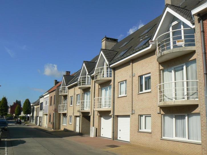 Instapklaar appartement met garage te Iddergem (Denderleeuw), Immo, Appartementen en Studio's te huur, Provincie Oost-Vlaanderen