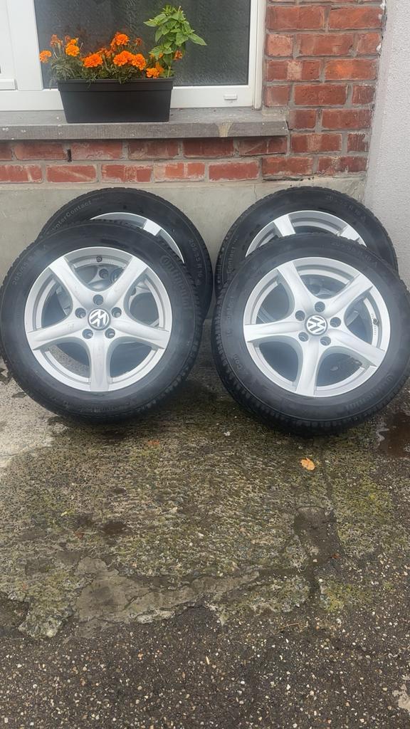 Te koop: een mooie set originele Volkswagen Golf 6 velgen, Auto-onderdelen, Banden en Velgen, Banden en Velgen, 16 inch, Gebruikt