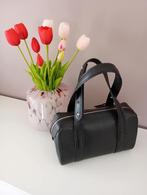 Delvaux Black Goatskin Soft Shoulder bag, Handtassen en Accessoires, Ophalen, Zo goed als nieuw, Zwart, Handtas
