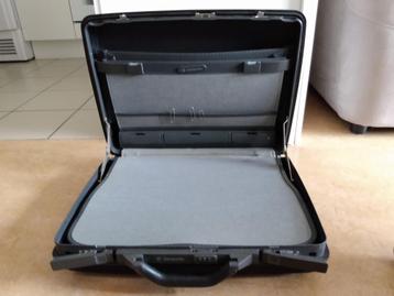 SAMSONITE AKTETAS beschikbaar voor biedingen