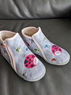pantoufles neuves Bellamy pointure26, Enfants & Bébés, Vêtements de bébé | Chaussures & Chaussettes, Enlèvement ou Envoi, Pantoufles