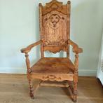 Eikenhouten armstoel in Neorenaissaince stijl, Huis en Inrichting, Stoelen, Ophalen, Gebruikt, Bruin, Neorenaissaince stijl