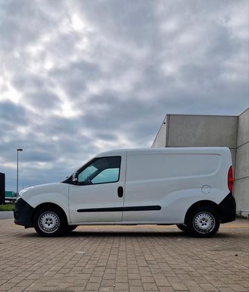 OPEL COMBO  beschikbaar voor biedingen