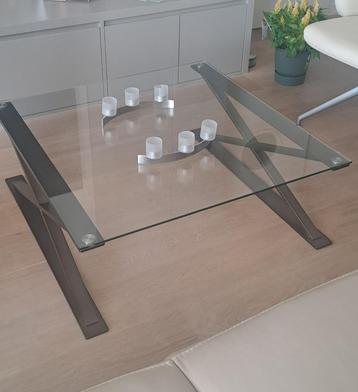 Salontafel beschikbaar voor biedingen