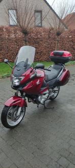 Honda Deauville 700, Toermotor, Particulier, 2 cilinders, 700 cc