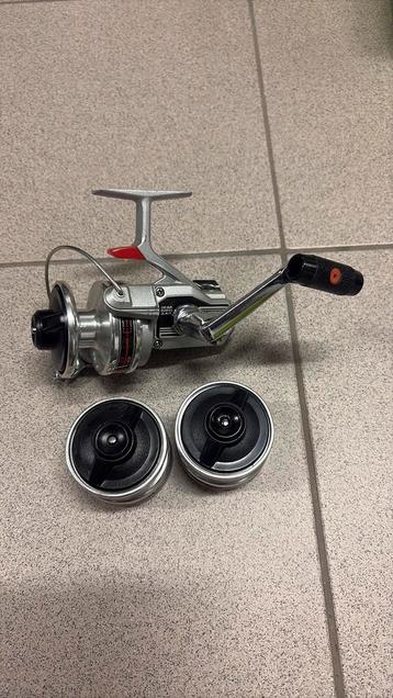 Vismolen  shimano mig Z 600 beschikbaar voor biedingen