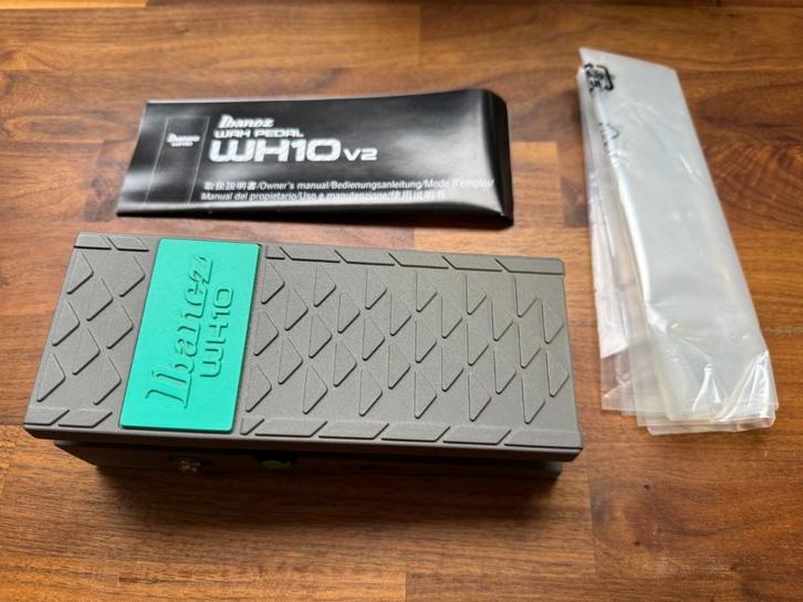 Ibanez Wh10V2 Classic Wah, Muziek en Instrumenten, Effecten, Zo goed als nieuw, Wah Wah, Ophalen