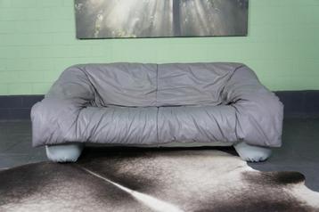 Jaren 80 Originele Ligne Roset Flou flou bank leer en katoen beschikbaar voor biedingen