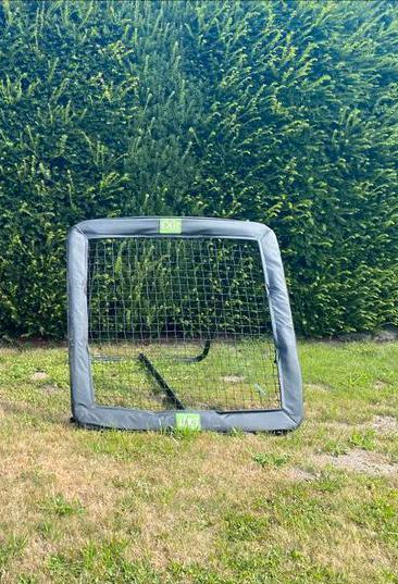 1 Voetbal rebounders 124x124 cm, Sport en Fitness, Voetbal, Gebruikt, Ophalen